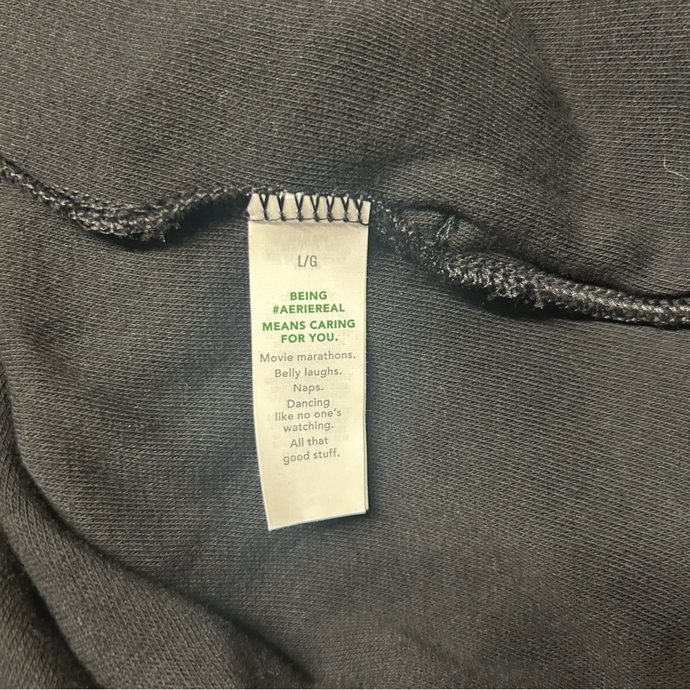 Aerie Women’s Black Quarter Zip Sherpa Sweatshirt, Size Large - Picture 9 of 10